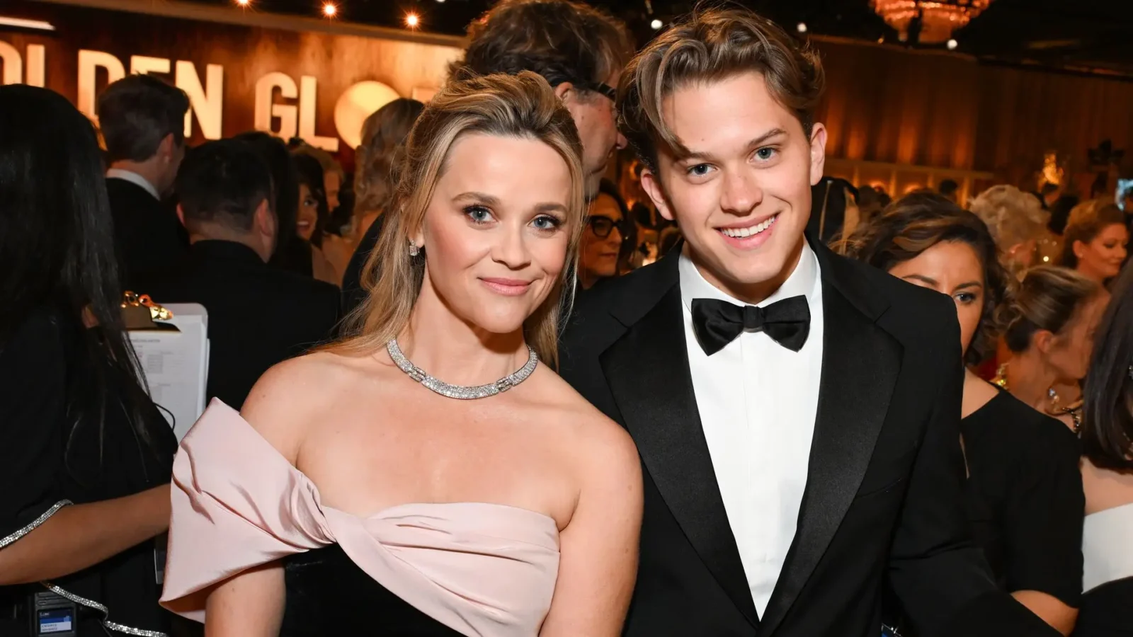 Reese Witherspoon Son