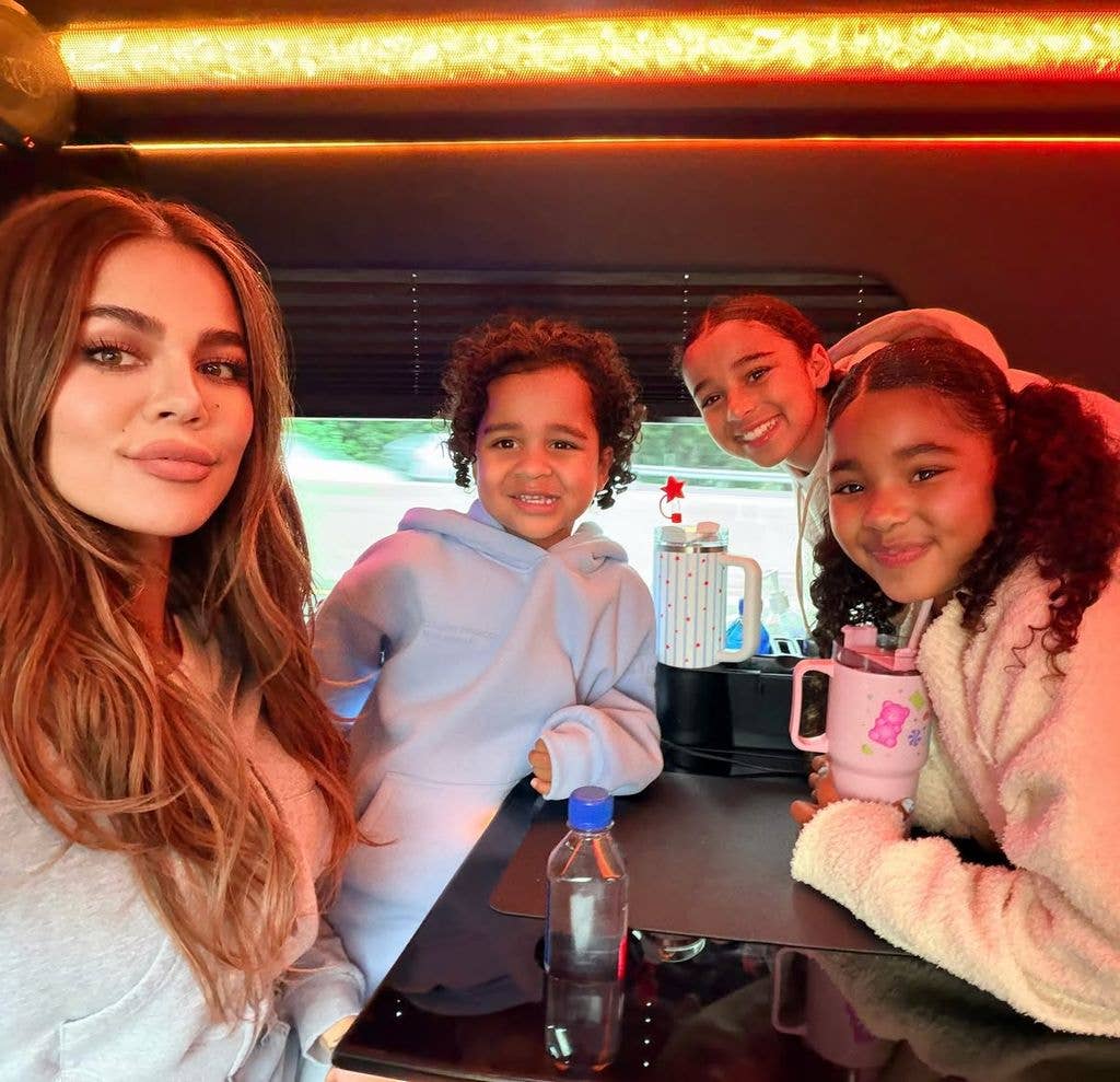 Khloé Kardashian Waterside Photo Sparks Buzz in New Family Update 12 khloe kardashian inline 1